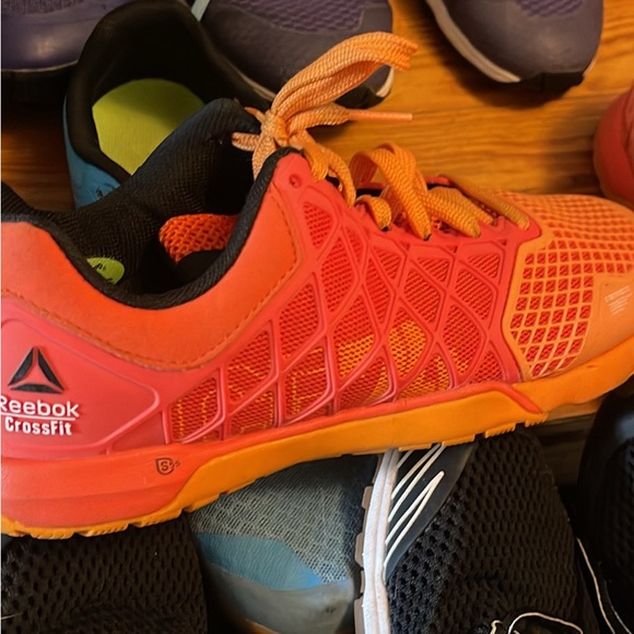 Lot of women’s shoes size 9 men’s 7.5!! Around 18 pair - Picture 1 of 5